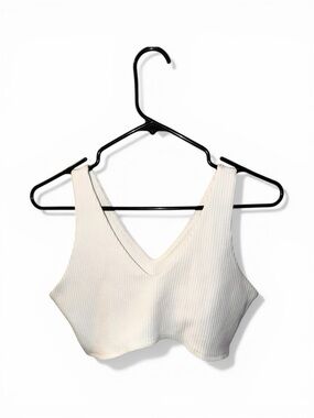 Ribbed V-Neck Crop Bralette